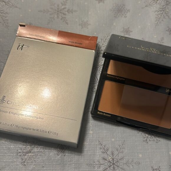 It cosmetics hello cheekbones, Matt, bronzer and highlighter contouring duo nib - Picture 3 of 4